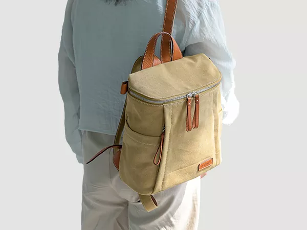 L'attitude envers la vie dans un sac décontracté